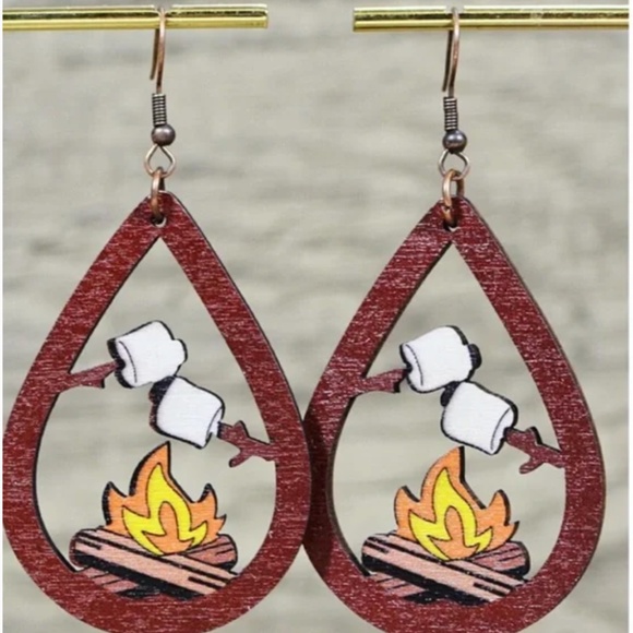 ❤️ FREE Smores Summer Fire Drop Pop Art Hipster Hippie Artsy Chic Glam Earrings - Picture 1 of 3